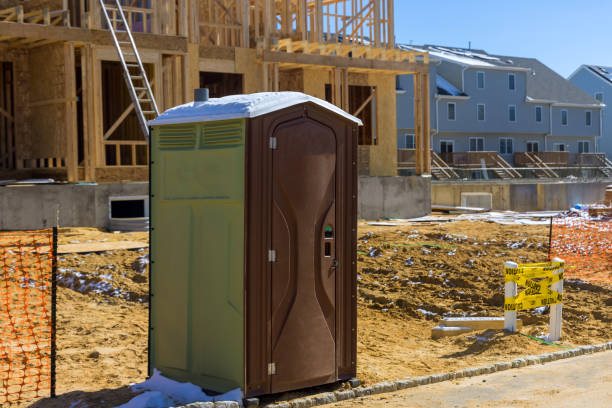 Porta potty delivery and setup in Plymouth, IN